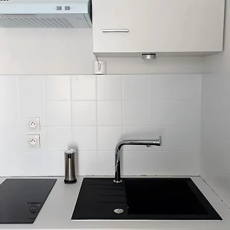 Le Trianon ~ Ideal Couple ~ Lumineux & Calme Apartmán
